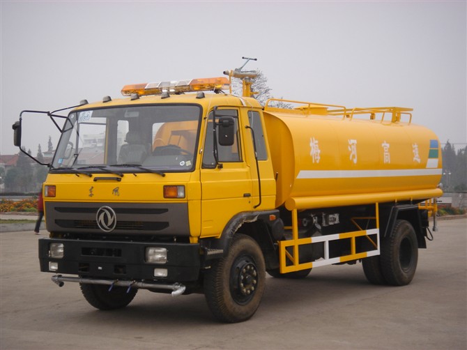 EQ5160GSSE1-40 高速養(yǎng)護(hù)灑水車